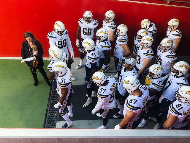 掌控局势的 掌控局势的